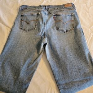Levi's size 16M